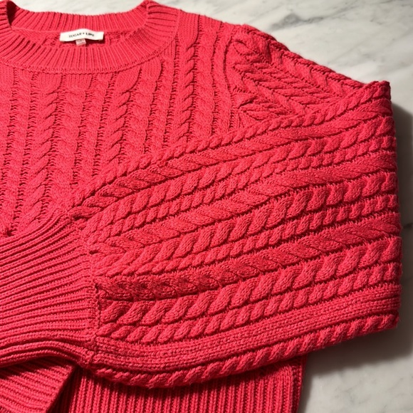 Pink cable knit sweater, slight poof in shoulder. - Picture 5 of 5